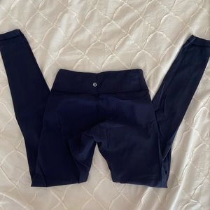 Navy Blue Lulu Reversible Wonder Under Leggings
